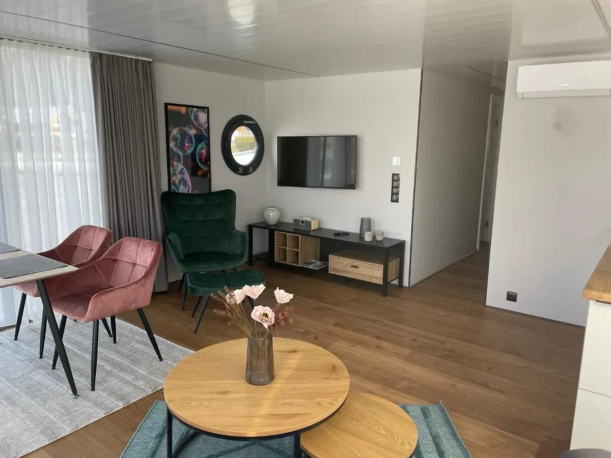 Hotel Waidlerland Hausboot 1 Waldkirchen 0*,  Deutschland